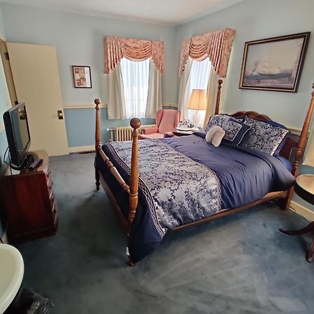 Montague Inn Bed & Breakfast Saginaw Exterior foto